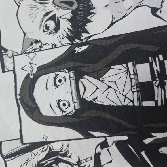 Nwt Demon Slayer graphic t-shirt manga tv show size medium unisex fantasy anime - Picture 5 of 7